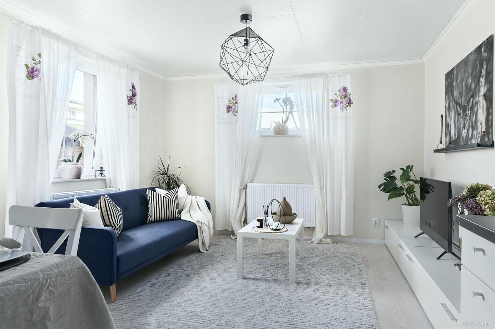 Charming Apartment In A Red House In Стокгольм Экстерьер фото